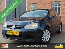 Zwart Gebruikt 2005 VW Golf IV Hatchback | € 1.500 (Eerlijke prijs)
