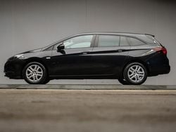 Zwart Gebruikt 2016 Opel Astra S Stationwagen | € 6.945 (Goede deal)