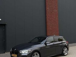 Grijs Gebruikt 2016 BMW 120 M Sport Hatchback | € 14.250 (Iets duurder)