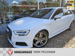 Wit Gebruikt 2019 Audi A3 Sportback S-Line Hatchback | € 25.950 (Super prijs)