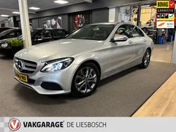Grijs Gebruikt 2018 Mercedes C180 Premium Plus Sedan | € 24.940 (Eerlijke prijs)