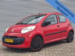 Rood, metallic lak Gebruikt 2007 Citroën C1 Hatchback | € 1.748 (Goede deal)