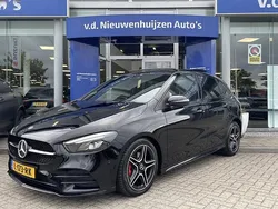 Zwart Gebruikt 2021 Mercedes B200 Business MPV | € 32.950 (Duur)