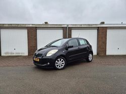 Zwart Gebruikt 2008 Toyota Yaris Cool Hatchback | € 3.245 (Goede deal)