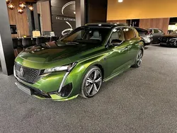 Groen Gebruikt 2022 Peugeot 308 GT Hatchback | € 24.950 (Eerlijke prijs)