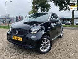 Zwart Gebruikt 2017 Smart ForFour Pure Hatchback | € 6.499 (Eerlijke prijs)