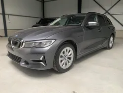Grijs Gebruikt 2022 BMW 320 Advantage Stationwagen | € 31.999 (Super prijs)