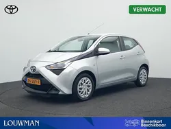 Grijs Gebruikt 2019 Toyota Aygo X-play Hatchback | € 11.245 (Eerlijke prijs)
