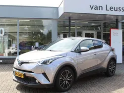 Grijs Gebruikt 2019 Toyota C-HR Executive SUV | € 20.700 (Eerlijke prijs)