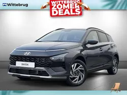 Grijs, metallic lak Nieuw 2024 Hyundai Bayon Premium SUV | € 27.925 (Goede deal)