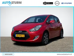 Rood Gebruikt 2017 Hyundai ix20 GO! MPV | € 15.299 (Iets duurder)