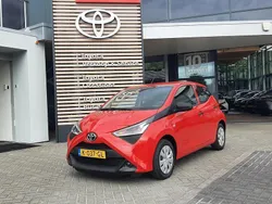 Rood Gebruikt 2020 Toyota Aygo Hatchback | € 7.900 (Super prijs)