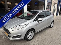 Grijs Gebruikt 2014 Ford Fiesta Titanium X Hatchback | € 5.899 (Goede deal)