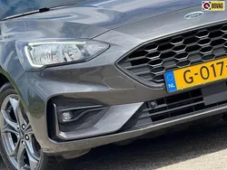 Grijs Gebruikt 2019 Ford Focus Business Edition Hatchback | € 11.425 (Eerlijke prijs)