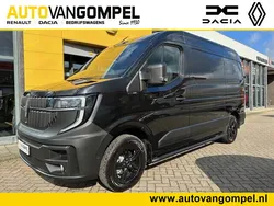 Zwart Gebruikt 2024 Renault Master Van | € 42.985 (Duur)