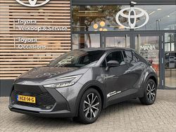 Grijs Gebruikt 2025 Toyota C-HR+ Business Edition SUV | € 36.950