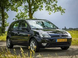 Zwart Gebruikt 2003 Ford Fiesta Ambiente Hatchback | € 1.375 (Eerlijke prijs)
