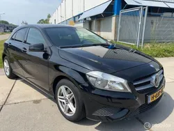 Zwart Gebruikt 2014 Mercedes A180 Ambition Hatchback | € 9.000 (Super prijs)