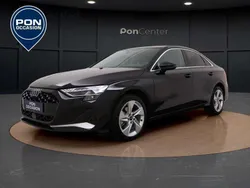Zwart, metallic lak Gebruikt 2024 Audi A3 Advanced Sedan | € 35.950 (Eerlijke prijs)