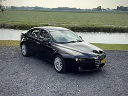 Zwart Gebruikt 2006 Alfa Romeo 159 Distinctive Sedan | € 2.250 (Eerlijke prijs)