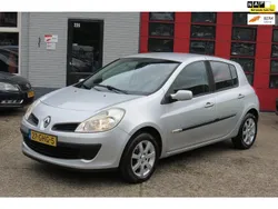 Grijs Gebruikt 2008 Renault Clio II Rip Curl Hatchback | € 1.550 (Goede deal)