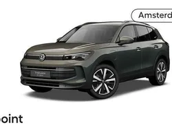 Groen Nieuw 2025 VW Tiguan Edition SUV | € 53.792 (Goede deal)