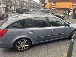Blauw Gebruikt 2004 Renault Laguna II Stationwagen | € 2.000 (Eerlijke prijs)