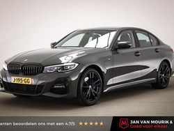 Grijs Gebruikt 2020 BMW 330 M Sport Sedan | € 33.450 (Eerlijke prijs)