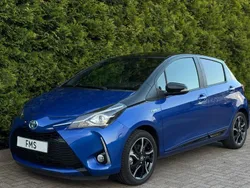 Blauw Gebruikt 2017 Toyota Yaris Hybrid Hatchback | € 14.890 (Eerlijke prijs)