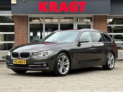 Bruin Gebruikt 2017 BMW 318 Executive Stationwagen | € 16.450 (Eerlijke prijs)