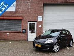 Zwart Gebruikt 2009 Fiat Grande Punto Dynamic Hatchback | € 2.199 (Eerlijke prijs)
