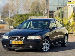 Zwart Gebruikt 2010 Volvo S60 Sedan | € 3.499
