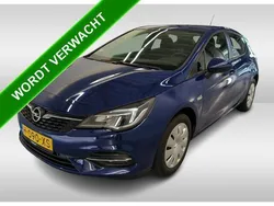 Blauw Gebruikt 2020 Opel Astra Business Edition Hatchback | € 14.990 (Eerlijke prijs)