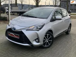 Grijs Gebruikt 2018 Toyota Yaris Active Hatchback | € 15.950 (Eerlijke prijs)