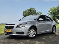 Grijs Gebruikt 2010 Chevrolet Cruze LS Sedan | € 3.499 (Eerlijke prijs)