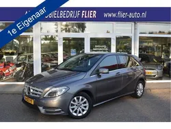 Grijs Gebruikt 2013 Mercedes B180 Prestige MPV | € 12.175 (Eerlijke prijs)