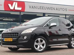 Zwart, metallic lak Gebruikt 2013 Peugeot 3008 Style MPV | € 6.748 (Duur)