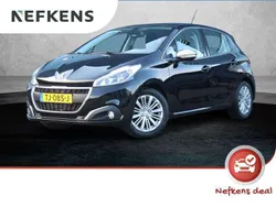 Zwart Gebruikt 2018 Peugeot 208 Allure Hatchback | € 10.400 (Eerlijke prijs)
