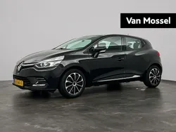Zwart Gebruikt 2017 Renault Clio IV Zen Hatchback | € 8.940 (Eerlijke prijs)