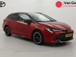 Rood Gebruikt 2022 Toyota Corolla Sport Stationwagen | € 26.999 (Eerlijke prijs)