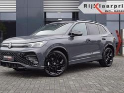 Grijs Gebruikt 2024 VW Tiguan Pro SUV | € 59.950