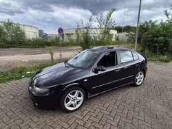 Gebruikt 2004 Seat Leon Sport Sedan | € 3.000 (Eerlijke prijs)