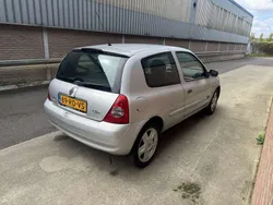 Grijs Gebruikt 2005 Renault Clio II Hatchback | € 1.100 (Goede deal)