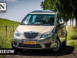 Beige Gebruikt 2008 Lancia Musa MPV | € 3.740 (Iets duurder)