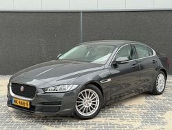 Grijs Gebruikt 2017 Jaguar XE Portfolio Sedan | € 12.950 (Iets duurder)
