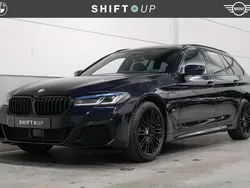 Zwart Gebruikt 2021 BMW 530e Executive Stationwagen | € 42.940 (Duur)