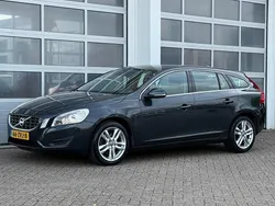 Grijs Gebruikt 2013 Volvo V60 Momentum Stationwagen | € 9.945 (Eerlijke prijs)