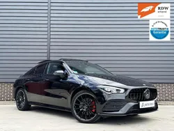 Zwart Gebruikt 2021 Mercedes CLA250e AMG line Sedan | € 36.900 (Iets duurder)