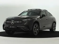 Donker grafietgrijs metallic Nieuw 2025 Mercedes GLC300 Sport Edition Coupé | € 84.779 (Goede deal)