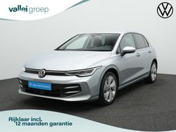 Zilver Gebruikt 2024 VW Golf VIII Edition Hatchback | € 29.700 (Eerlijke prijs)